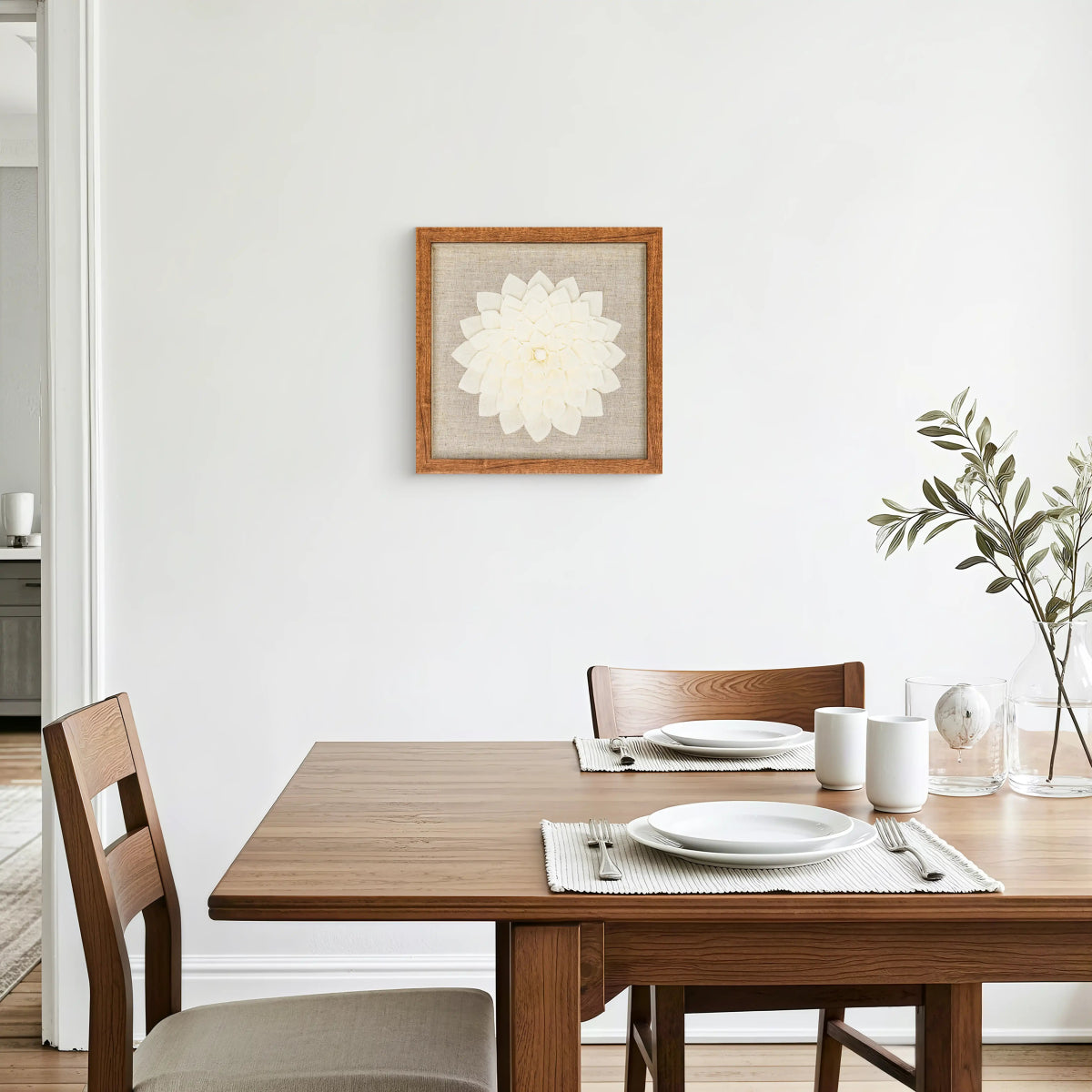 Modernes Esszimmer Wandbild mit 3D Blumen-Effekt, minimalistische Dekoration.