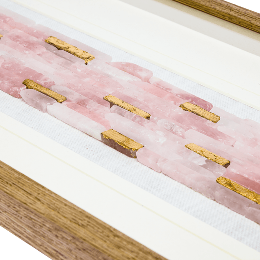 Natürlicher Rosenquarz mit Goldakzent Wandbild - Jemento