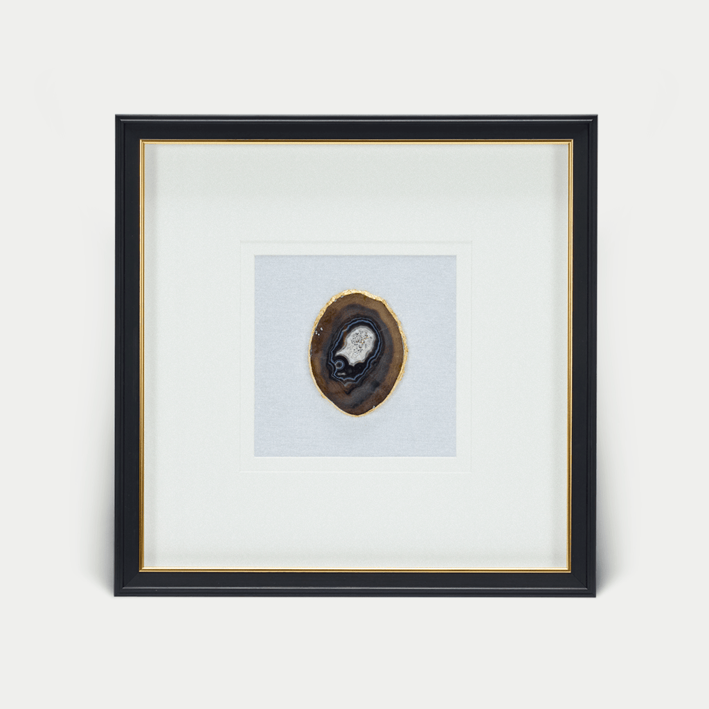 Schwarze Achatstücke - Wanddeko mit schwarz - goldenem Rahmen - Jemento