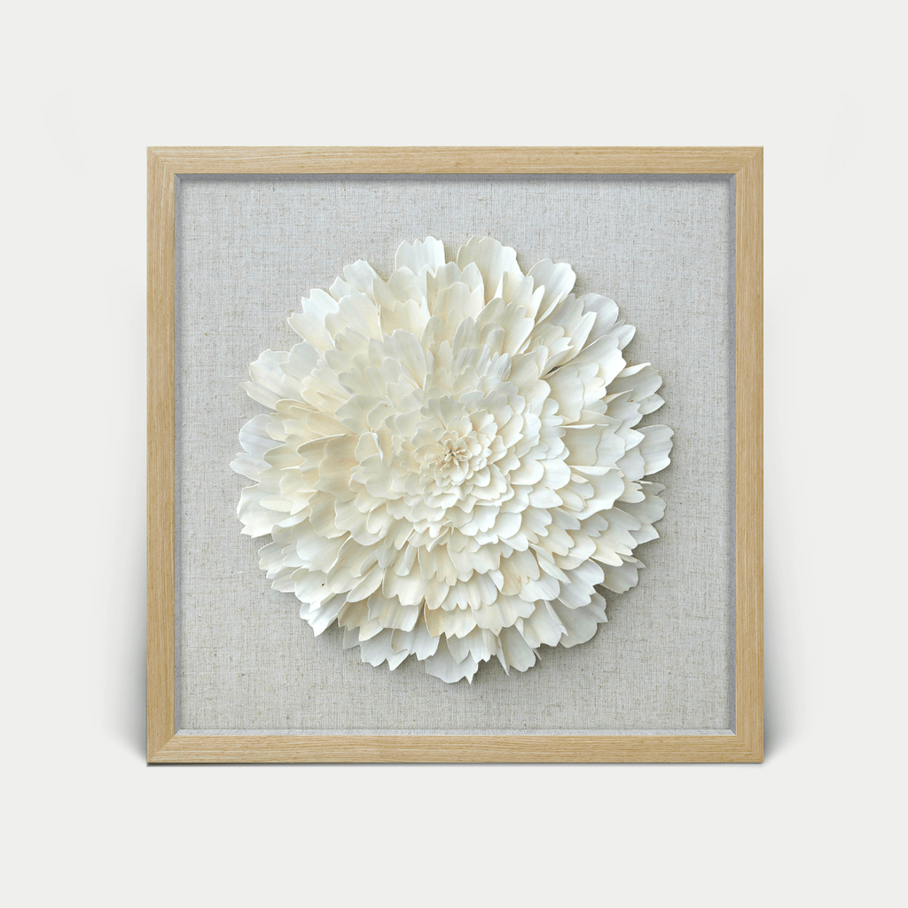 Sola - Blume - Wanddeko mit naturfarbenem Holzrahmen - Jemento