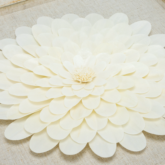 The Blossoming Soul: Handcrafted Sola Flower Art for Mindful Living - Jemento